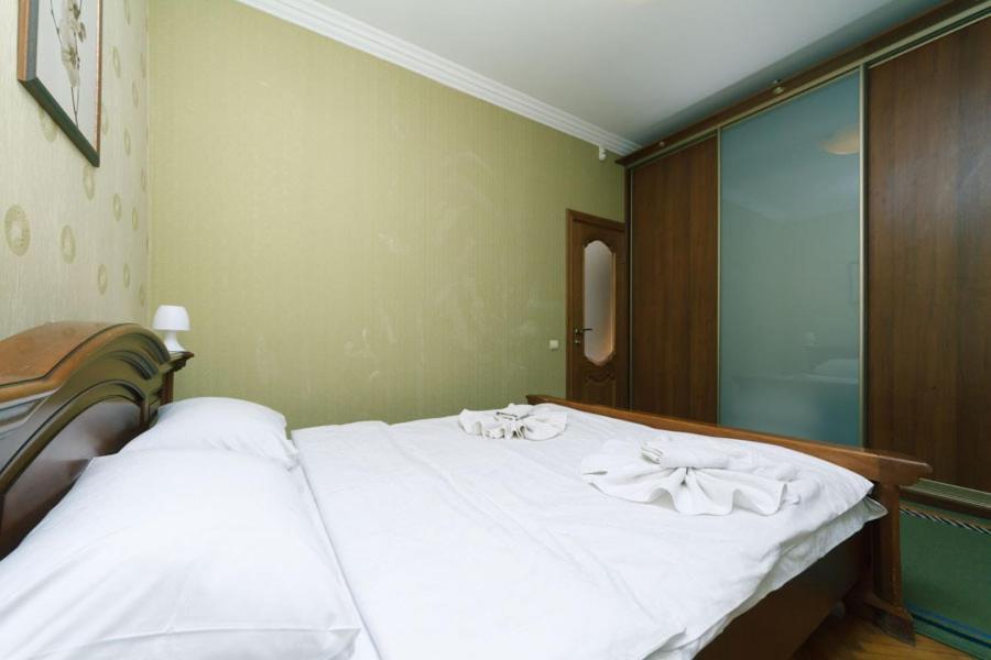 Three-Room Apartments At The Polytechnic Institute Kyiv Exterior photo